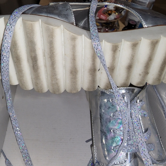 Silver Aldo loafers size 11 - Picture 3 of 4